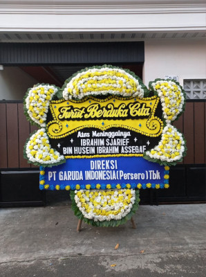 Papan Bunga Duka di Gunungparang